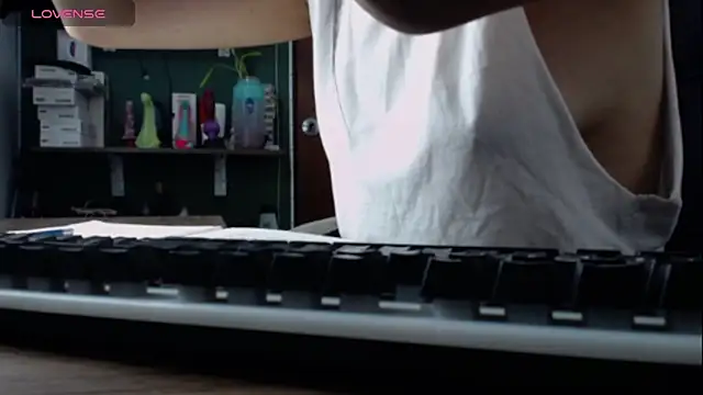 Snapshot of alma_violeta chatting on October 6, 6:52 pm alma violeta online show from October 6, 6:52 pm