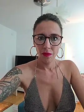 Klamsine online show from July 29, 5:39 am