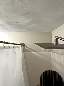 Snapshot of rayyymack chatting on November 17, 11:42 pm rayyymack online show from November 17, 11:42 pm