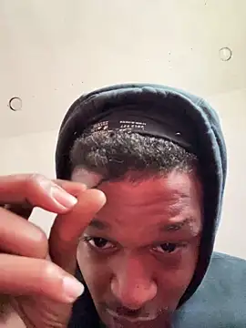 rayyymack online show from March 6, 1:39 pm