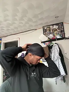 Snapshot of rayyymack chatting on January 7, 3:33 pm rayyymack online show from January 7, 3:33 pm