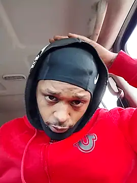 Snapshot of rayyymack chatting on November 14, 4:21 pm rayyymack online show from November 14, 4:21 pm