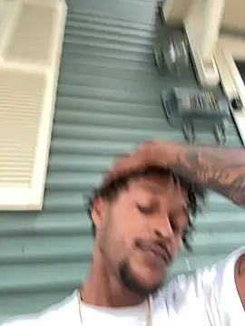 Snapshot of rayyymack chatting on September 23, 9:33 pm rayyymack online show from September 23, 9:33 pm