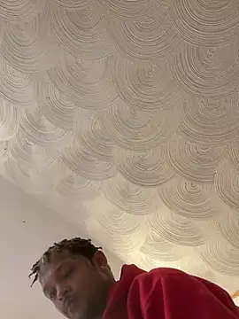 Snapshot of rayyymack chatting on December 11, 7:36 pm rayyymack online show from December 11, 7:36 pm