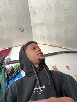 rayyymack online show from February 9, 4:49 pm