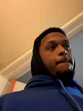 Snapshot of rayyymack chatting on November 22, 11:14 pm rayyymack online show from November 22, 11:14 pm