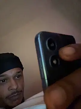 rayyymack online show from December 2, 4:58 am