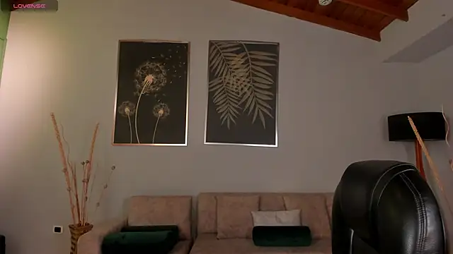 ValeriaRiveraX online show from January 13, 3:43 am