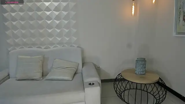Snapshot of MariaHerrera_ chatting on May 11, 10:40 pm MariaHerrera online show from May 11, 10:40 pm