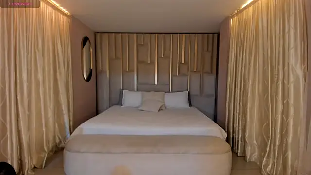 MariaHerrera  online show from December 17, 12:04 am