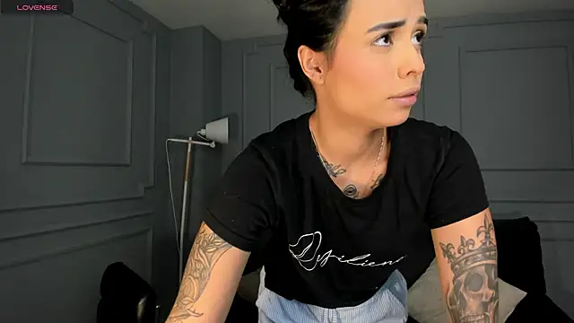 MariaHerrera  online show from November 30, 5:30 am