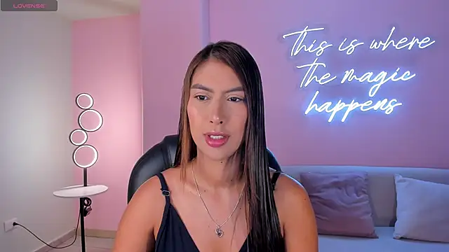 ArianaDumont online show from February 1, 10:57 am