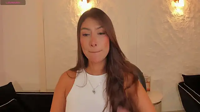 Snapshot of ArianaDumont chatting on November 16, 10:53 am ArianaDumont online show from November 16, 10:53 am