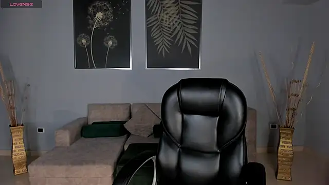 KatieStonne online show from October 28, 3:29 am