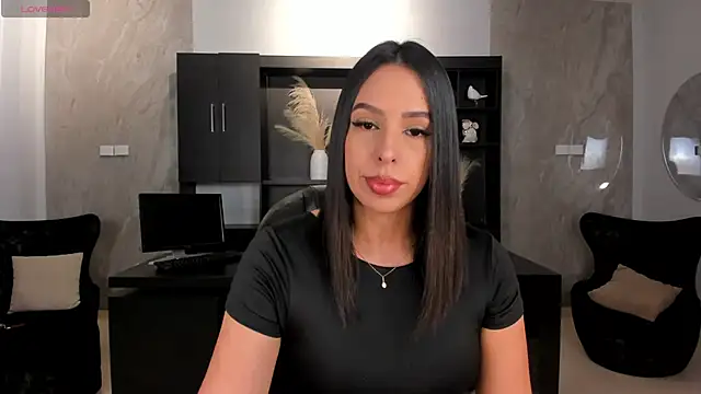 Snapshot of KatieStonne chatting on October 5, 5:14 pm KatieStonne online show from October 5, 5:14 pm