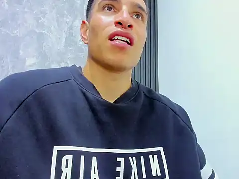 jack pergurtson01 online show from December 2, 10:28 am