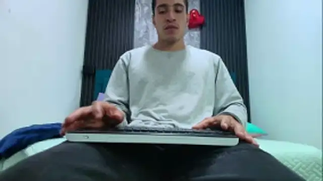 jack pergurtson01 online show from February 13, 10:26 am