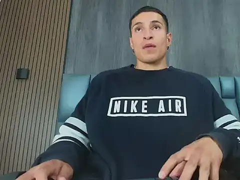 jack pergurtson01 online show from April 13, 10:41 am