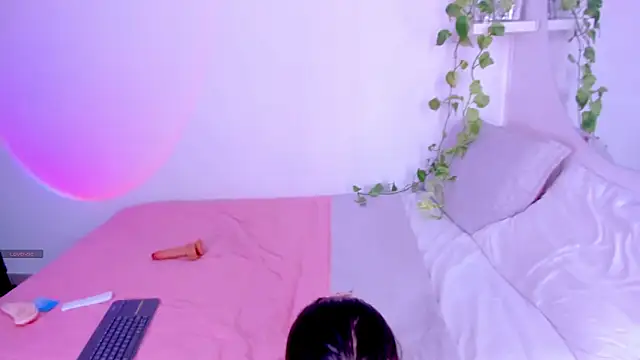 Catbaby888  online show from May 21, 4:15 pm