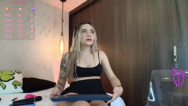 mariablonde  online show from November 22, 9:57 pm