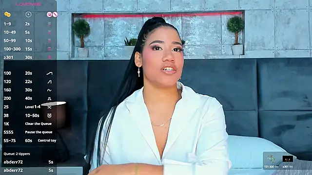 Salome Diaz  online show from February 18, 10:36 pm