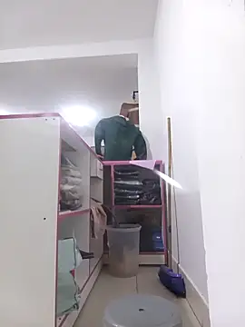 Snapshot of Xvid23AZ1 chatting on October 24, 1:59 am Xvid23AZ1 online show from October 24, 1:59 am