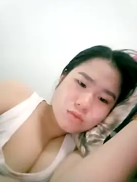 Snapshot of Sahara-lovexoxo chatting on February 24, 1:24 am Sahara-lovexoxo online show from February 24, 1:24 am