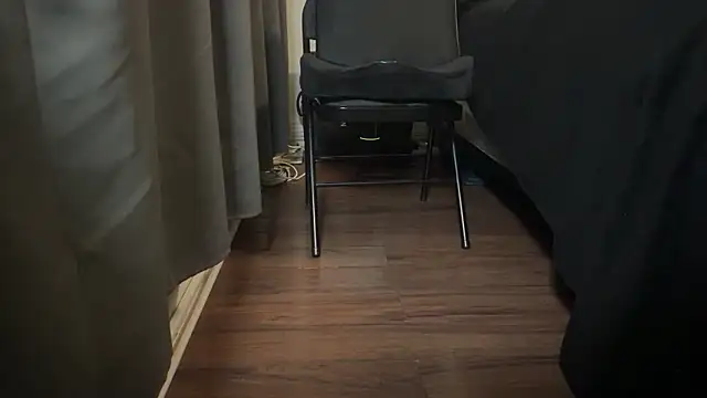 Snapshot of WyattBBC chatting on October 30, 11:45 pm WyattBBC online show from October 30, 11:45 pm