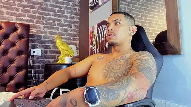 Snapshot of Damian09_ chatting on November 12, 5:28 pm Damian09 online show from November 12, 5:28 pm