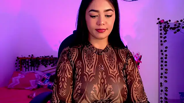 azzahara069 online show from May 15, 1:36 am