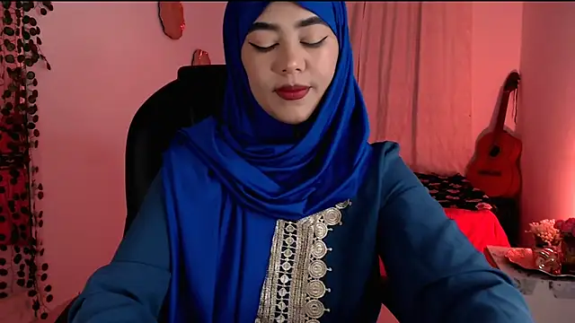 azzahara069 online show from June 7, 12:49 am