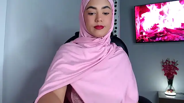 azzahara069 online show from May 6, 2:04 am