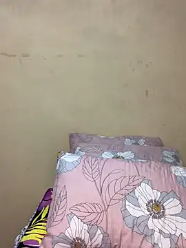 HornyxLadie online show from March 1, 11:58 pm