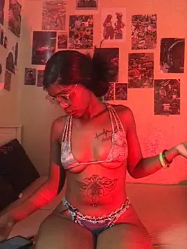 naughtybitches5 online show from March 23, 5:51 am