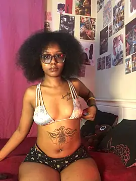 naughtybitches5 online show from June 20, 5:23 am