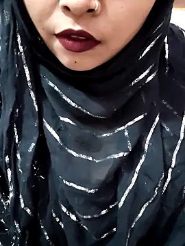 Indian-Nazia online show from November 3, 9:18 pm