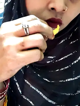 Indian-Nazia online show from February 2, 5:01 pm