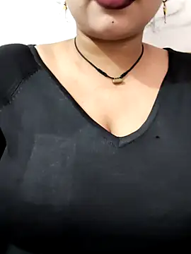 Indian-Nazia online show from November 14, 6:33 pm