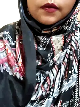 Snapshot of Indian-Nazia chatting on June 17, 8:14 am Indian-Nazia online show from June 17, 8:14 am
