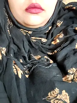 Snapshot of Indian-Nazia chatting on June 19, 7:03 am Indian-Nazia online show from June 19, 7:03 am