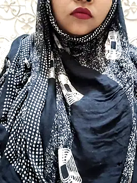 Snapshot of Indian-Nazia chatting on June 21, 10:04 pm Indian-Nazia online show from June 21, 10:04 pm