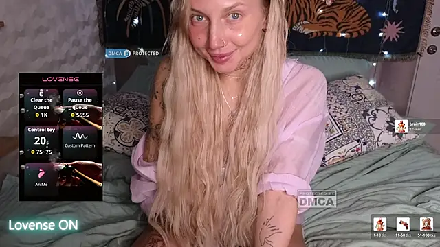 GoodGirl0024 online show from March 19, 9:15 pm