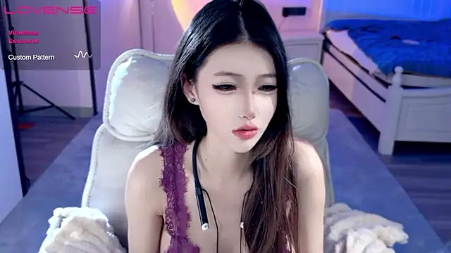 Snapshot of JoooJo_ chatting on July 10, 11:49 pm JoooJo online show from July 10, 11:49 pm