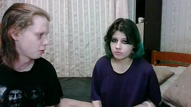 Snapshot of Crystal_Love_Porn chatting on March 11, 9:37 pm Crystal Love Porn online show from March 11, 9:37 pm