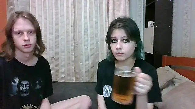 Snapshot of Crystal_Love_Porn chatting on March 13, 8:22 pm Crystal Love Porn online show from March 13, 8:22 pm