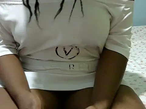 Snapshot of prettylacey3 chatting on September 27, 5:57 am prettylacey3 online show from September 27, 5:57 am