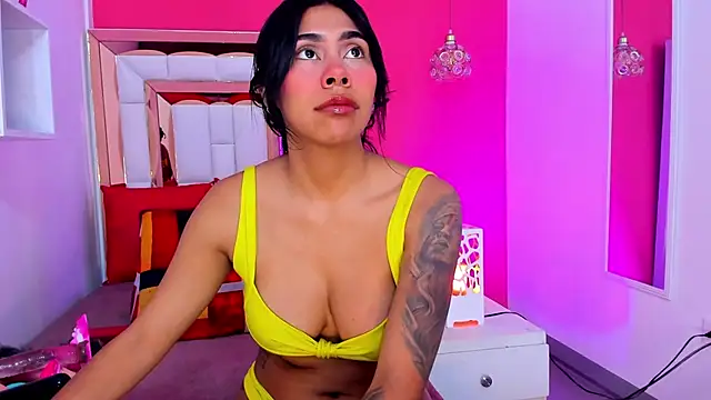 Snapshot of Veronika_horny69 chatting on March 17, 11:31 am Veronika horny69 online show from March 17, 11:31 am