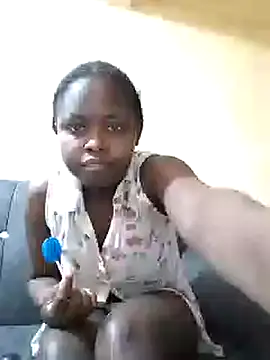 Sweetcecie01 online show from November 18, 9:07 pm