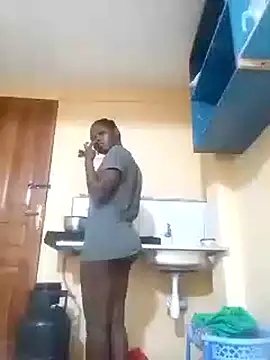 Sweetcecie01 online show from November 23, 12:42 am