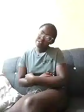 Sweetcecie01 online show from November 4, 9:07 pm